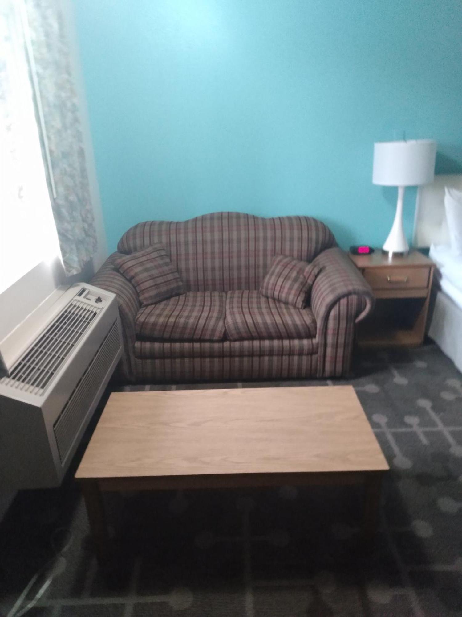 Howard Johnson By Wyndham روزيبيورغ المظهر الخارجي الصورة