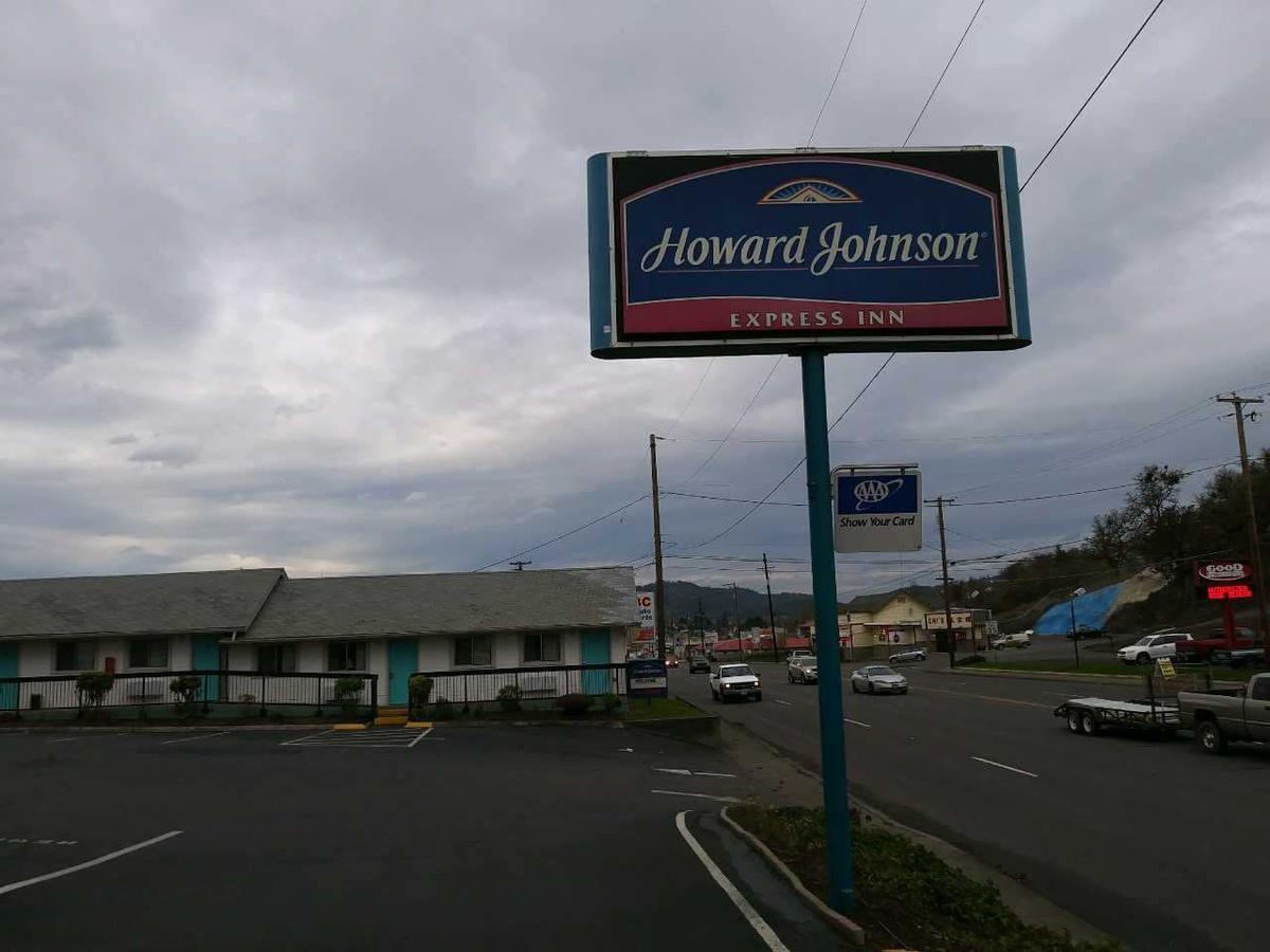 Howard Johnson By Wyndham روزيبيورغ المظهر الخارجي الصورة