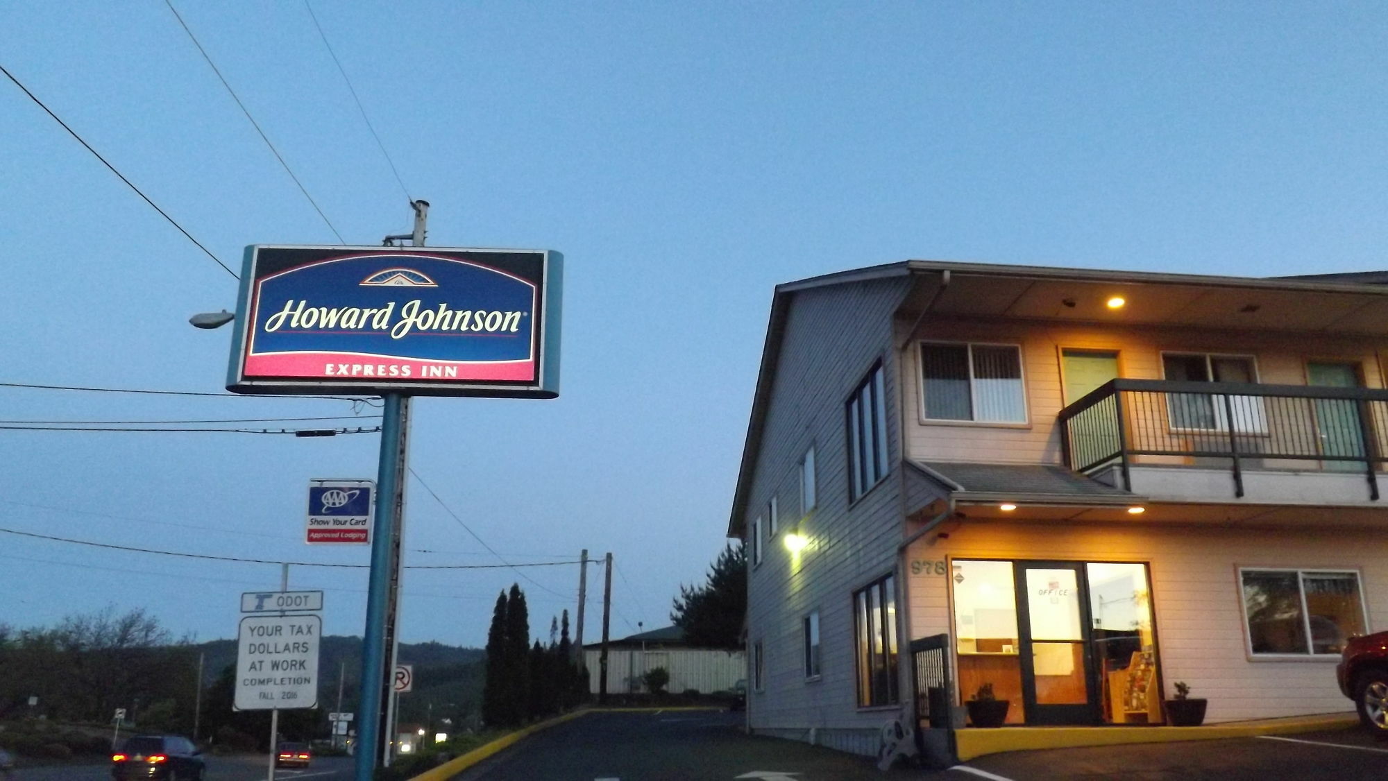Howard Johnson By Wyndham روزيبيورغ المظهر الخارجي الصورة
